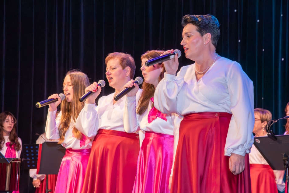 "Koncert Kolęd i Pastorałek" (19.12.2025)